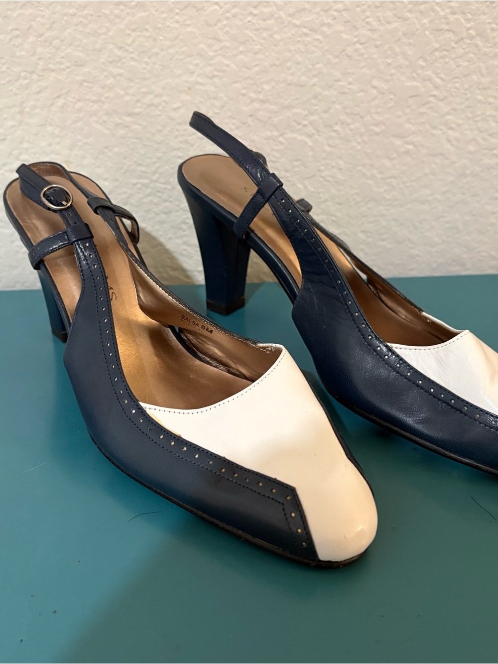 Stacy Adams Navy and White Two-Tone Slingback Heels